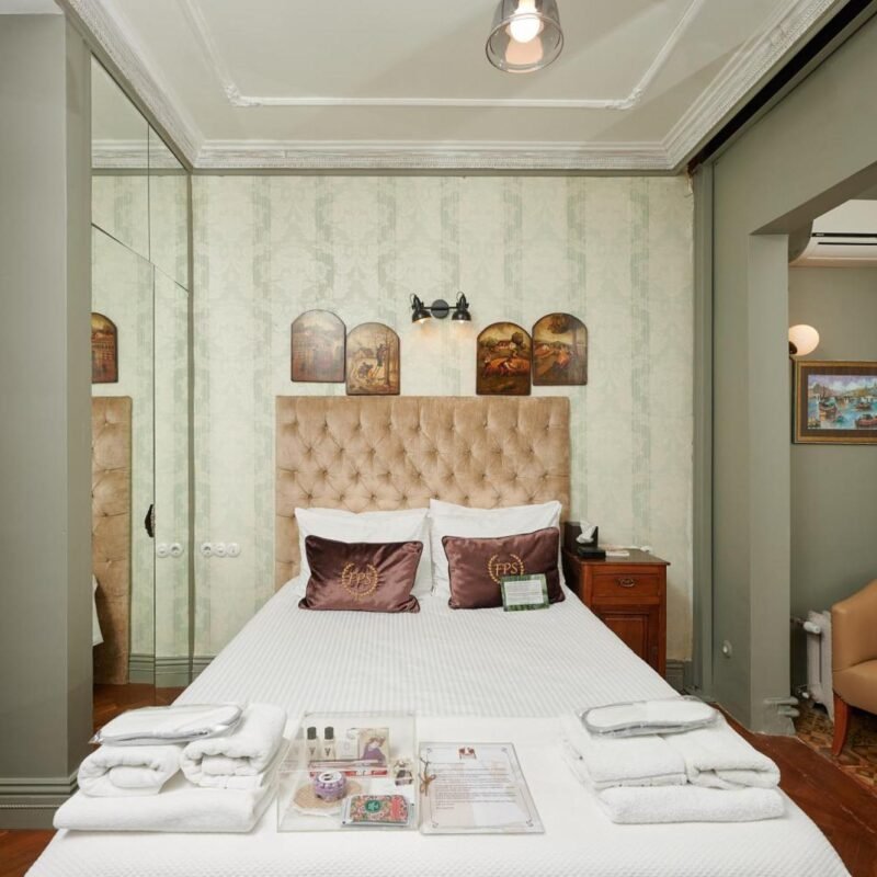 beyoğlu hotels, beyoğlu design hotels, istanbul boutique hotels, galata small hotels, cihangir small hotel, faik pasha apartments, uzun süreli konaklama, sanat oteli, istanbul konaklama, beyoğlu apart otel, local living