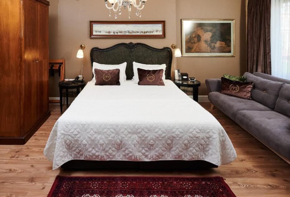 beyoğlu art hotels 2025, istanbul art hotels, sanat otelleri beyoğlu, gallery hotel beyoğlu, design hotel istanbul, faik pasha apartments, uzun süreli konaklama, sanat temalı otel, sanat etkinlikleri istanbul