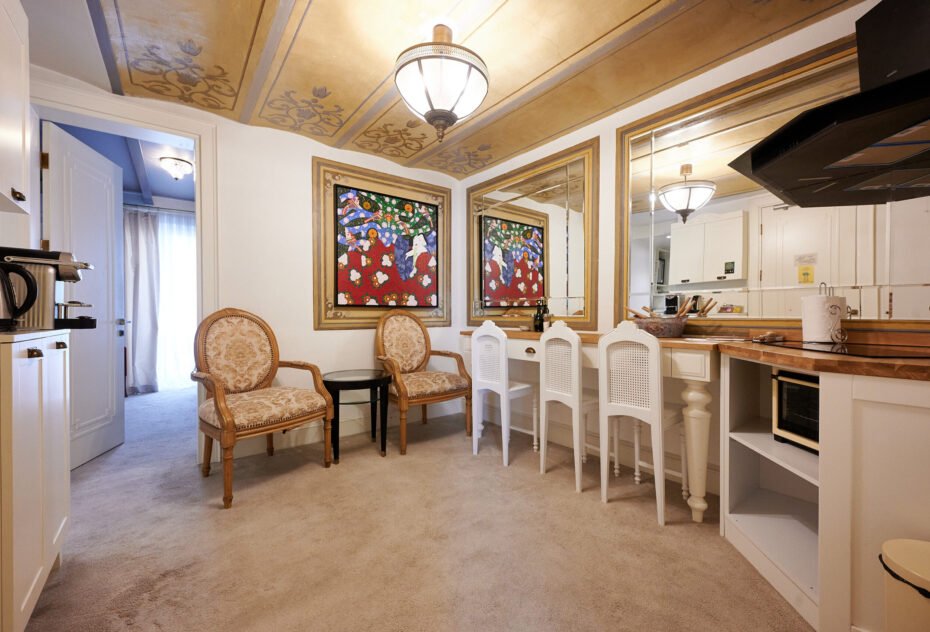 beyoglu hotels, beyoğlu hotel, beyoğlu otelleri, beyoğlu butik otel, beyoğlu design hotel, beyoğlu design hotels, istanbul beyoğlu hotels, best hotels in beyoğlu, faik pasha apartments, faik pasha suites, cihangir hotels, çukurcuma hotels, galata hotels, karaköy hotels, family hotels, luxury hotels, istanbul small hotels, modern otel, residence hotel, küçük otel, konaklama, oda tipleri, uzun süreli konaklama, promosyon, rezervasyon, sanat oteli, 2025, mahalle rehberi, apart otel, butik apart