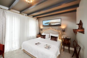 beyoglu hotels, beyoğlu hotel, beyoğlu otelleri, beyoğlu butik otel, beyoğlu design hotel, beyoğlu design hotels, istanbul beyoğlu hotels, best hotels in beyoğlu, faik pasha apartments, faik pasha suites, cihangir hotels, çukurcuma hotels, galata hotels, karaköy hotels, family hotels, luxury hotels, istanbul small hotels, modern otel, residence hotel, küçük otel, konaklama, oda tipleri, uzun süreli konaklama, promosyon, rezervasyon, sanat oteli, 2025, mahalle rehberi, apart otel, butik apart