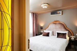 beyoglu hotels, beyoğlu hotel, beyoğlu otelleri, beyoğlu butik otel, beyoğlu design hotel, beyoğlu design hotels, istanbul beyoğlu hotels, best hotels in beyoğlu, faik pasha apartments, faik pasha suites, cihangir hotels, çukurcuma hotels, galata hotels, karaköy hotels, family hotels, luxury hotels, istanbul small hotels, modern otel, residence hotel, küçük otel, konaklama, oda tipleri, uzun süreli konaklama, promosyon, rezervasyon, sanat oteli, 2025, mahalle rehberi, apart otel, butik apart