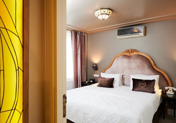 beyoglu hotels, beyoğlu hotel, beyoğlu otelleri, beyoğlu butik otel, beyoğlu design hotel, beyoğlu design hotels, istanbul beyoğlu hotels, best hotels in beyoğlu, faik pasha apartments, faik pasha suites, cihangir hotels, çukurcuma hotels, galata hotels, karaköy hotels, family hotels, luxury hotels, istanbul small hotels, modern otel, residence hotel, küçük otel, konaklama, oda tipleri, uzun süreli konaklama, promosyon, rezervasyon, sanat oteli, 2025, mahalle rehberi, apart otel, butik apart