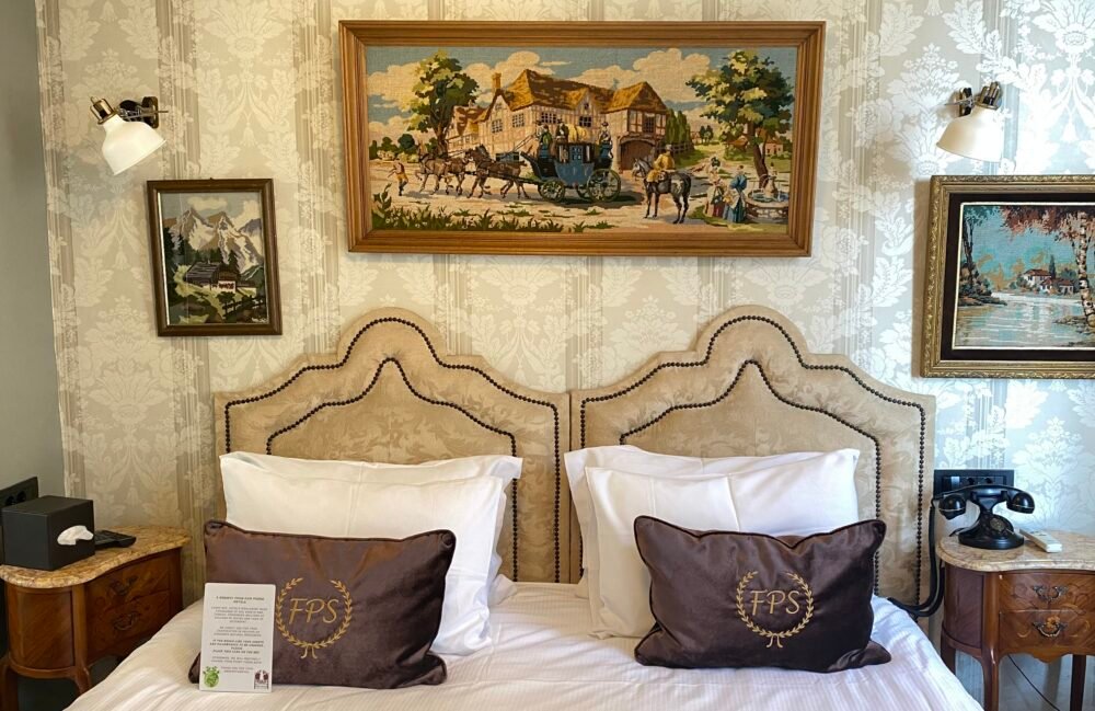 beyoglu hotels, beyoğlu design hotel, istanbul small hotels, modern otel, küçük otel, butik otel, faik pasha apartments, galata hotels, cihangir hotels, çukurcuma hotels, karaköy hotels, aile oteli, uzun süreli konaklama, oda tipleri, sanat oteli, 2025, rezervasyon, promosyon, mahalle rehberi