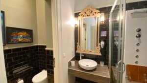 beyoglu hotels, beyoğlu butik otel, istanbul small hotels, tasarım otel, aile oteli, faik pasha apartments, galata hotels, cihangir hotels, çukurcuma hotels, karaköy hotels, konaklama, oda tipleri, uzun süreli konaklama, 2025, otel promosyon, rezervasyon, butik apart, sanat oteli